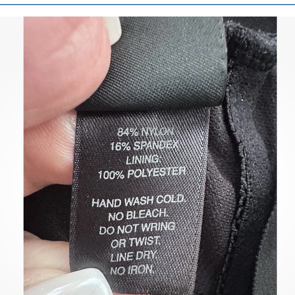 New White House Black Market WHBM One-piece Swimsuit Black Ruffles Sz large - Picture 5 of 5